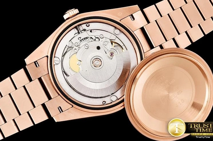 1208 RDD0210A – DayDate 40mm Youthful 679